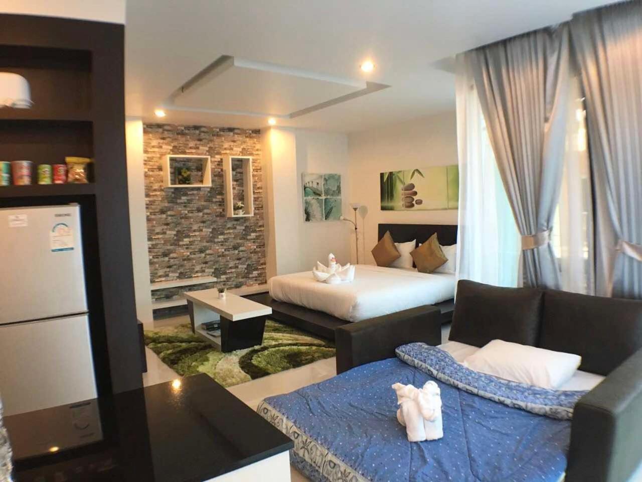 Buasri By Ohm Apartamento Patong Exterior foto